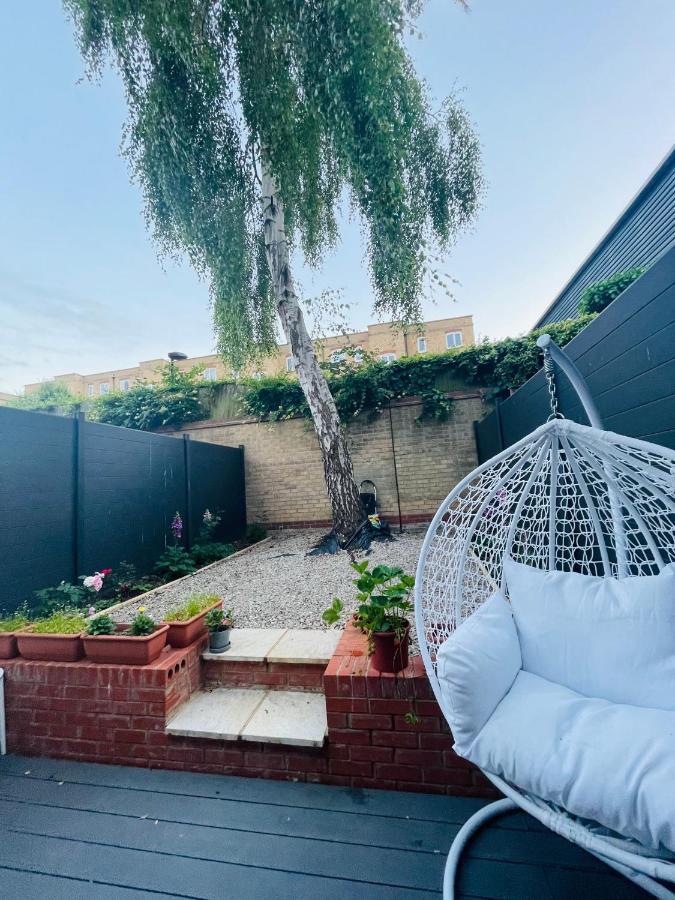 Riverside Premium En Suite Double Room E14 Londra Exterior foto