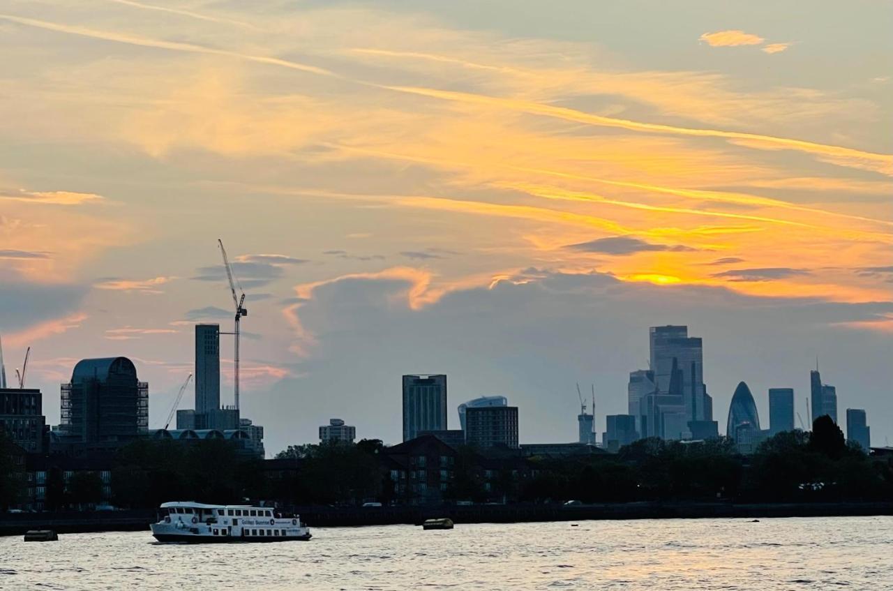 Riverside Premium En Suite Double Room E14 Londra Exterior foto